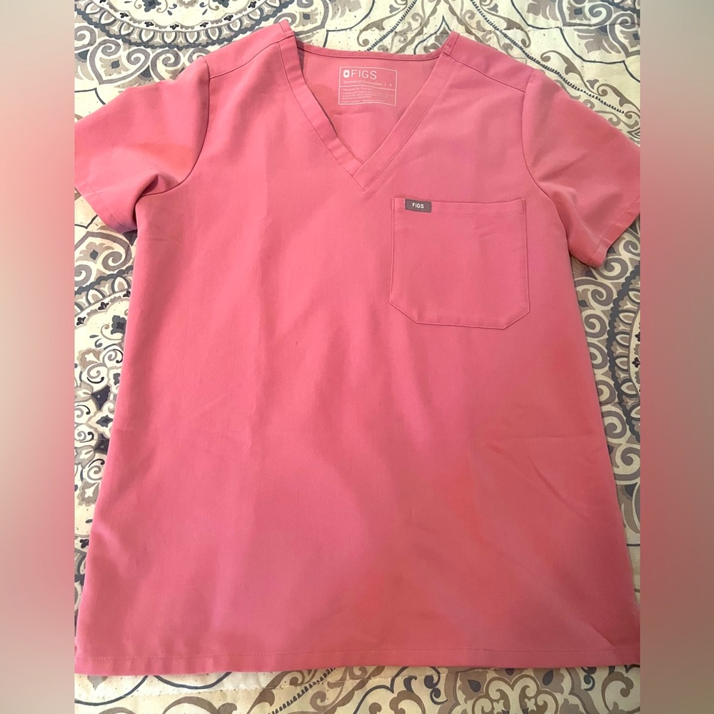 FIGS Womens Scrub Set- Chalk Pink